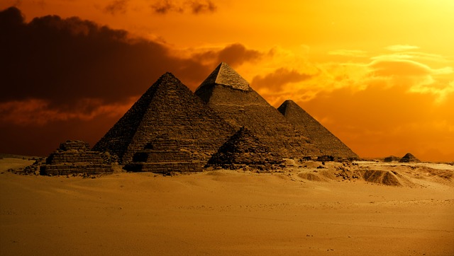 【建設の歴史】ギザのピラミッドの建設を今行ったらいくらかかる？管理の仕方は？